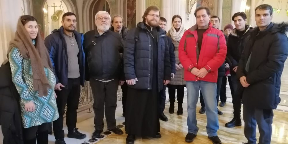 Богослужения на иностранных языках