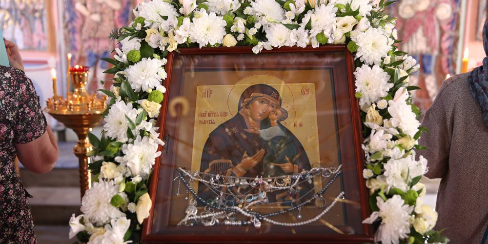Церковь празднует явление чудотворной иконы Пресвятой Богородицы, именуемой Толгскою