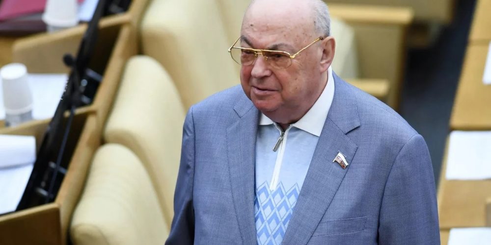 Участок для строительства храма в Москве расчищали от снарядов