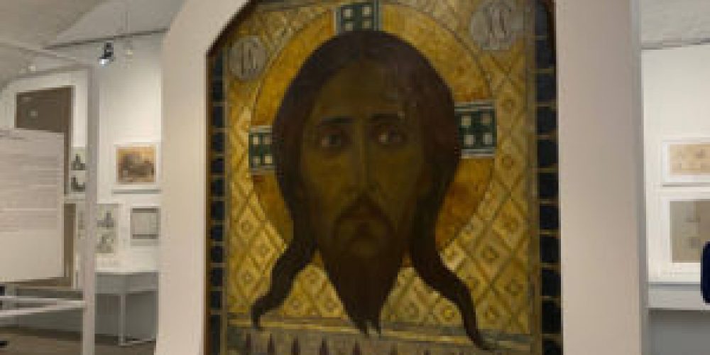 В Москве проходит выставка, рассказывающая об ансамбле Марфо-Мариинской обители