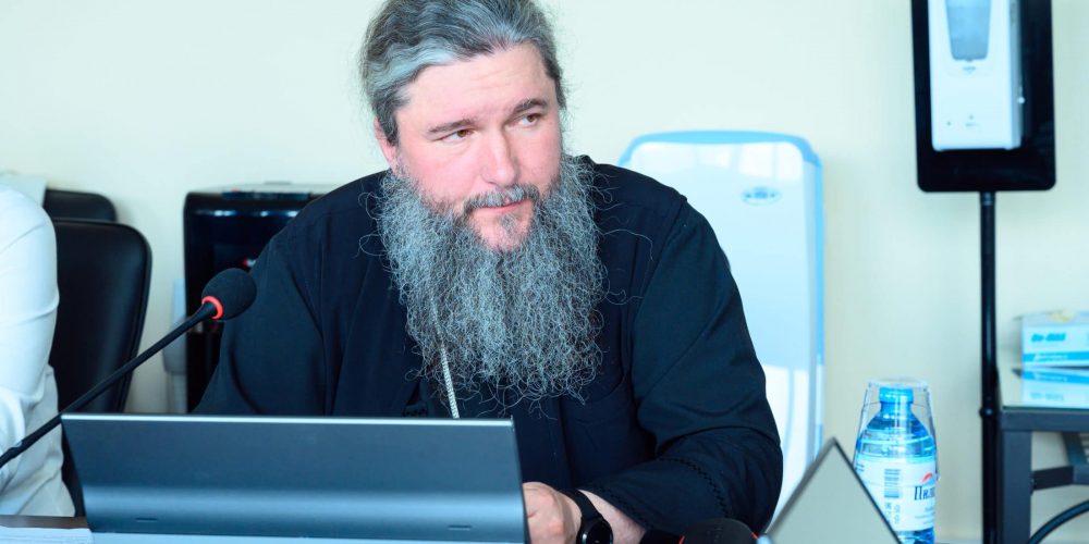 Состоялся круглый стол: «Роль предметов «Основы религиозной культуры и светской этики» и «Основы духовно-нравственной культуры народов России»