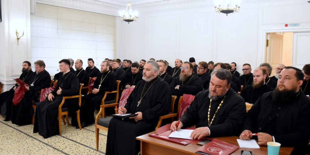 Курсы для руководителей миссионерских отделов