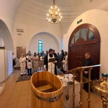 В московском храме крестили граждан Кубы и Эквадора