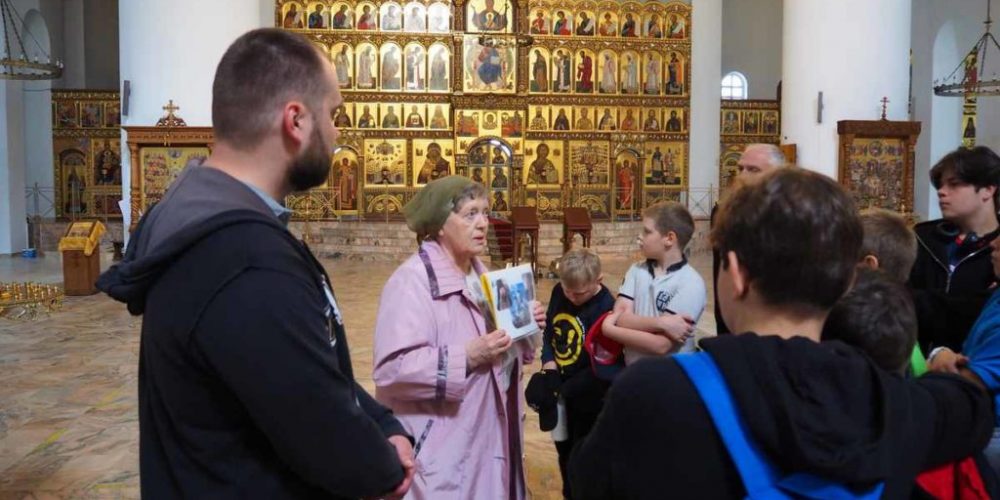 «Светон-хоккей» в Соборе Московских святых