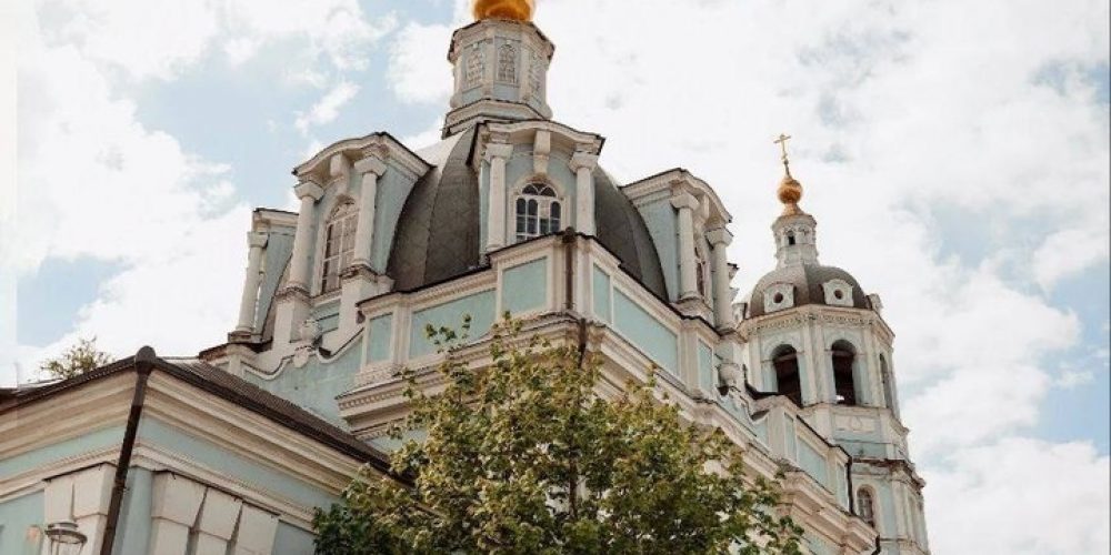 Молебен святым благоверным князьям Петру и Февронии