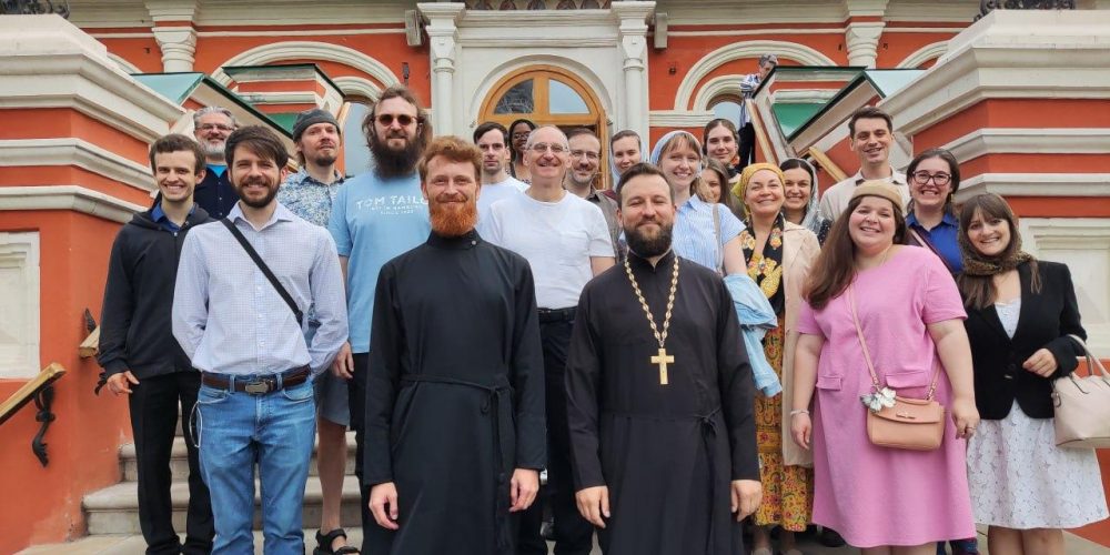 Молебен на английском языке в Донском монастыре