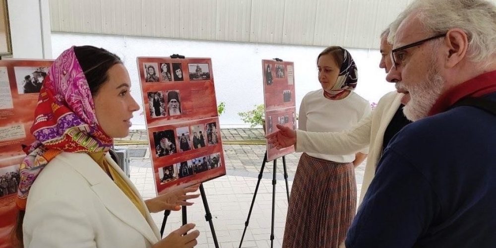 Фотовыставка о Русской Церкви во время ВОВ в Малайзии